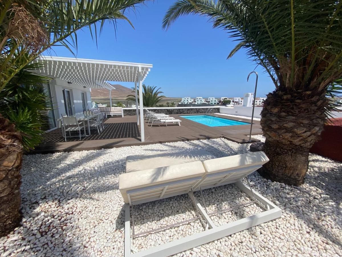 Villa Patricia By Villalia Playa Blanca  Exteriör bild